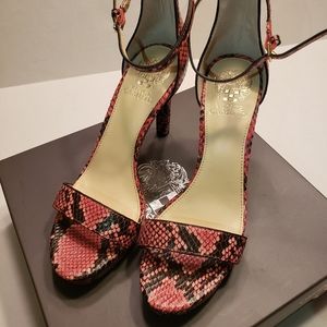 Vince Camuto Retro Python heels size 7.5